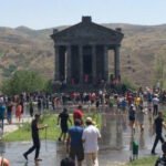 Հայ Առաքելական Եկեղեցին այսօր նշում է Վարդավառը՝ Քրիստոսի պայծառակերպության տոնը